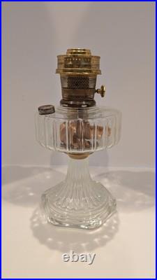 Aladdin B-103 Corinthian Clear Oil Lamp 1936 With 21C Burner