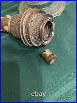 Aladdin B-104 Corinthian Clear Colonial Oil Lamp 1930's Model B Burner withchimney