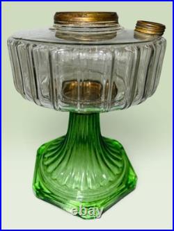 Aladdin B-105 Corinthian Oil Lamp Clear Green Beta Crystal UV Reactive 1936