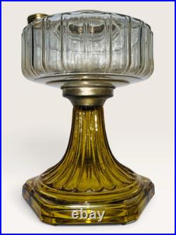 Aladdin B-106 Corinthian Amber Beta Crystal Base Kerosene Lamp 1936 Mfg