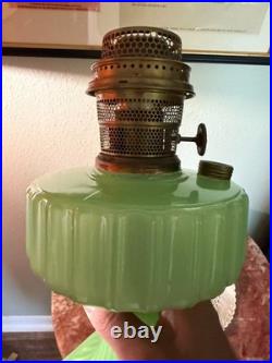 Aladdin B-111 Apple Green Corinthian Table Lamp