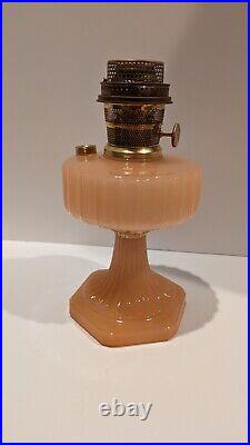 Aladdin B-112 Rose Moonstone Corinthian Oil Lamp 1935-36 Model B Burner