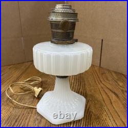 Aladdin B-114 White Moonstone Corinthian Oil Lamp With B Electrified Burner 12