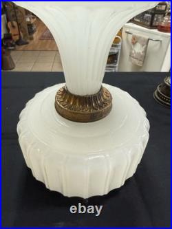 Aladdin B-114 corinthian White Moonstone Lamp Vintage Original 1930, s-40s