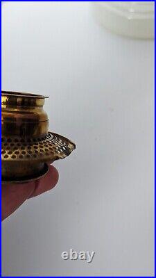 Aladdin B-30 Simplicity Oil Lamp White Decorated Crystal 1949-1952
