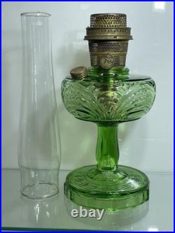 Aladdin B-54 Green Washington Drape Plain Stem Model B Burner Oil Lamp 1941 & 42