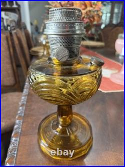 Aladdin B-55 DARK AMBER WASHINGTON DRAPE Oil Lamp With Model B Burner.'41-'53