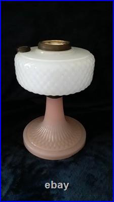 Aladdin B-91 Quilt 1937 White Moonstone Over Rose Moonstone