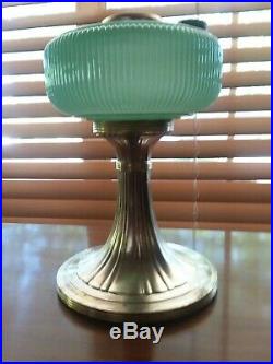 Aladdin B-97 Queen Oil Lamp Green Moonstone 1937-39