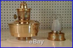 Aladdin Brass Font Kerosene Oil Lamp with Wall Bracket. Caboose type Fount. NOS