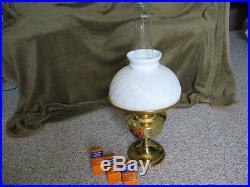 Aladdin Brass Heritage Mantle Lamp with White Swirl Shade plus 3 Mantles NOS
