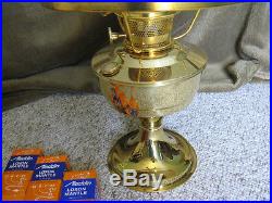 Aladdin Brass Heritage Mantle Lamp with White Swirl Shade plus 3 Mantles NOS