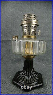 Aladdin Clear/Black Glass Table Mantle Oil Lamp Corinthian Font Model B burner