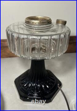 Aladdin Clear Over Black Beta Crystal B-104 Corinthian Oil Lamp 1935-1936 Shade