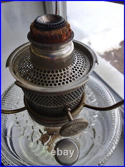 Aladdin Colonial Kerosene Lamp, Orginal Shade