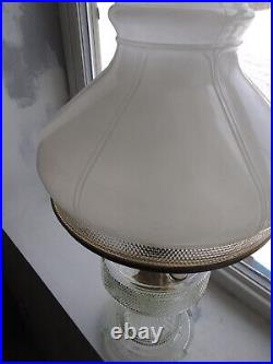 Aladdin Colonial Kerosene Lamp, Orginal Shade