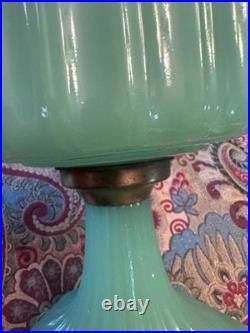 Aladdin Corinthian Apple Green Jadeite Oil Lamp Signed Locking Chimney