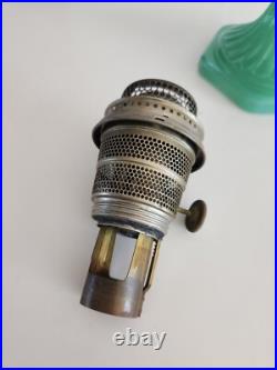 Aladdin Corinthian B-115 Lamp Jadeite Jade Green Model B Burner With Chimney