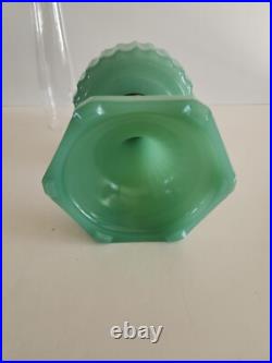 Aladdin Corinthian B-115 Lamp Jadeite Jade Green Model B Burner With Chimney