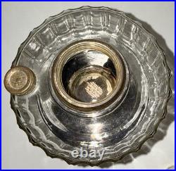 Aladdin Corinthian Kerosene Lamp Clear over Black Beta Crystal B104 Mfg. 1936