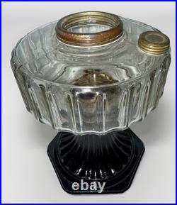 Aladdin Corinthian Kerosene Oil Lamp B104 Clear over Black Beta Crystal Mfg 1936
