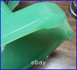 Aladdin Corinthian Lamp Jadeite Jade Green Burner Chimney Gallery 10 spider