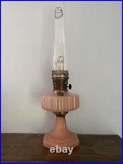 Aladdin Corinthian Model B-116 Rose Moonstone Kerosene/Oil Lamp with chimney