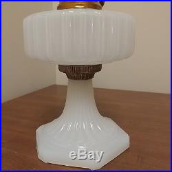Aladdin Corinthian Model B White Moonstone Kerosene Oil Lamp Great Condition