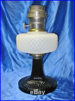 Aladdin DIAMOND QUILT B-90 Lamp & B-Burner WHITE MOONSTONE Font BLACK Base 1937