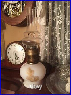 Aladdin Daisy kerosene wheat milk glass oil lamp. Model 23 burner