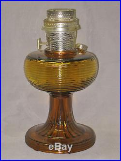 Aladdin Dark Amber BEEHIVE Oil/Kerosene Lamp With Nickel Model-B Burner Excellent