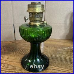 Aladdin Emerald Green & Gold Tone Lincoln Drape Oil Lamp 2001