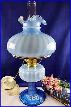 Aladdin Fenton Limited Edition'94 Twilight Blue Grand Vertique Oil/Elec. Lamp