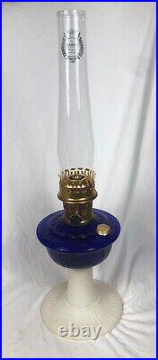 Aladdin Fenton Oil Lamp Alexandria Grand Vertique