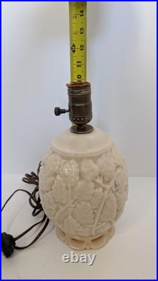 Aladdin G-187 Uranium Glass Alacite Leaf Pattern Lamp UV Reactive Glows 1939