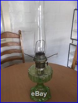 Aladdin Green Cathedral Model B Nu. Type Kerosene Mantle Lamp Ca. 1934