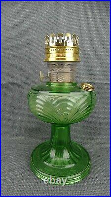 Aladdin Green Glass Table Mantle Oil Lamp- Washington Drape Font Model B burner