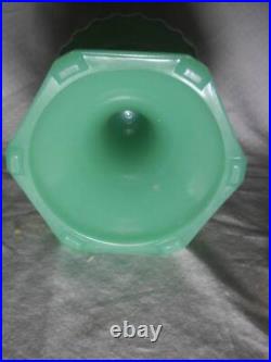 Aladdin Green Jadeite Corinthian Model B Oil Lamp with Burner & Chimney Circa 1930