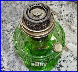 Aladdin Green Washington Drape Kerosene Oil Lamp Glass Model B Vtg Antique