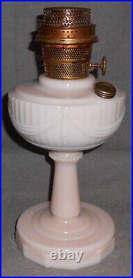 Aladdin KEROSENE Oil Lamp 1940's LINCOLN DRAPE PATTERN No Chimney