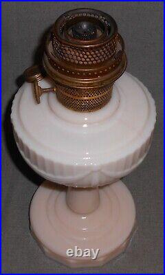 Aladdin KEROSENE Oil Lamp 1940's LINCOLN DRAPE PATTERN No Chimney