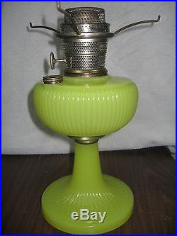 Aladdin Kerosene Lamp B-88, Yellow Moonstone