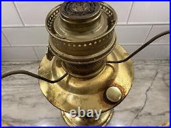 Aladdin Kerosene Oil Lantern Lamp Patent # 3551086 Knob 23 Brass No Shade