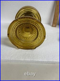 Aladdin Kerosene oil lamp 106 Amber Colonial glass is excellent used B burner