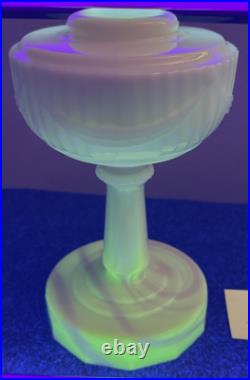 Aladdin Lamp Alacite Lincoln Drape Base Glass Original Vintage Uranium Glow
