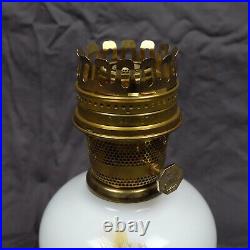 Aladdin Lamp American Classic Shelf White Model 23 Flower Daisy Decal Oil Light
