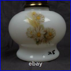 Aladdin Lamp American Classic Shelf White Model 23 Flower Daisy Decal Oil Light