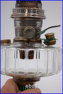 Aladdin Lamp Corinthian Clear On Green With Globe And Wick Cleaner Fluorescent G