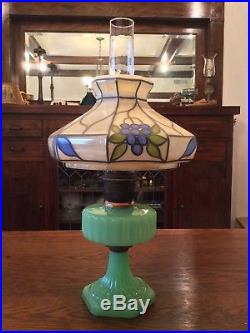 Aladdin Lamp Corinthian Green Moonstone B-115 A 1935-36 Vintage