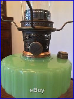 Aladdin Lamp Corinthian Green Moonstone B-115 A 1935-36 Vintage Burner Chimney